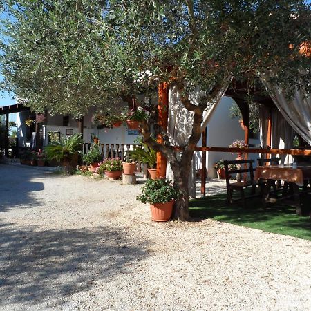 B&B Il Palombaro ウッジャーノ・ラ・キエーザ エクステリア 写真